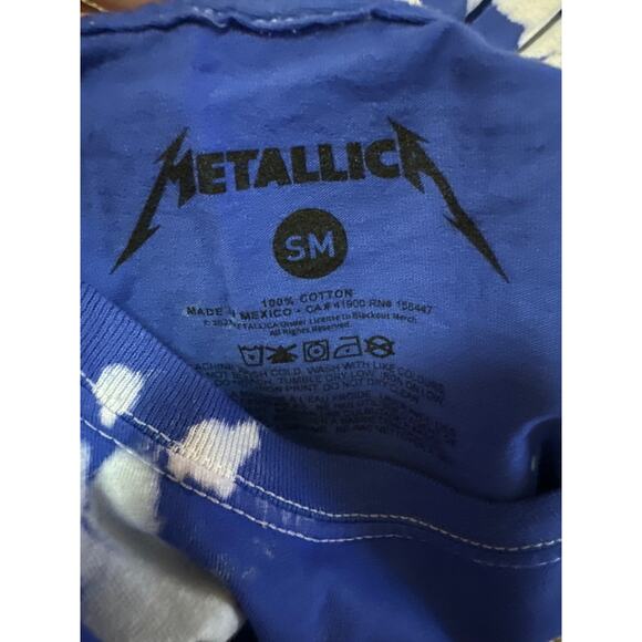 Merch Traffic Metallica Master of Puppets Blue Tie Dye Shirt Size Small New - Picture 3 of 3